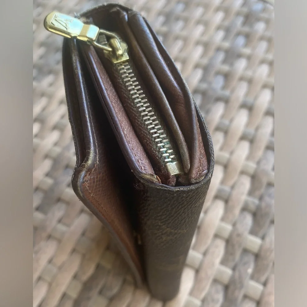 Louis Vuitton Monogram Tresor Vintage Wallet - Picture 14 of 16